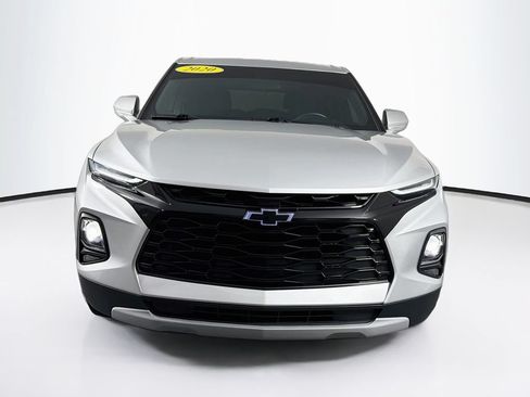 Used 2020 Chevrolet Blazer LT FWD image 2