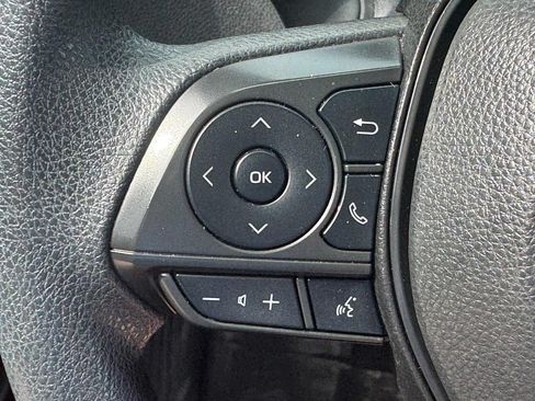 Certified 2022 Toyota Corolla LE FWD image 22