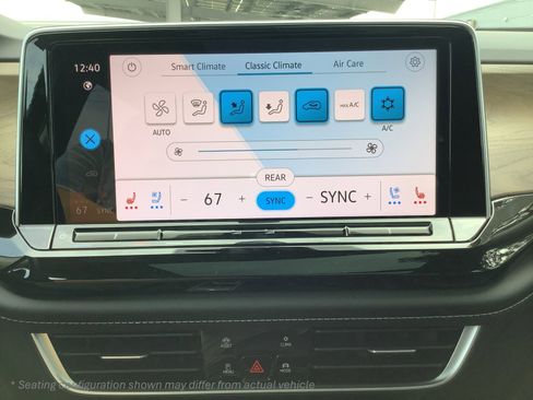 New 2026 Volkswagen Atlas SE image 24