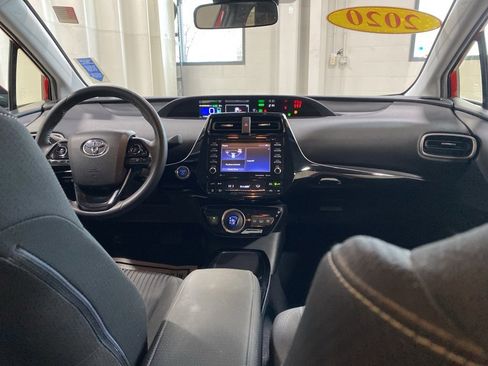 Used 2020 Toyota Prius Prime LE image 11