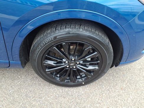 Certified 2023 Ford Escape ST-Line Elite image 3