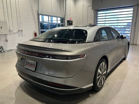 Used 2025 Lucid Air Touring AWD/4WD image 7