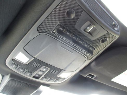 Used 2022 Ford F250 Lariat w/ Lariat Ultimate Package AWD/4WD image 35