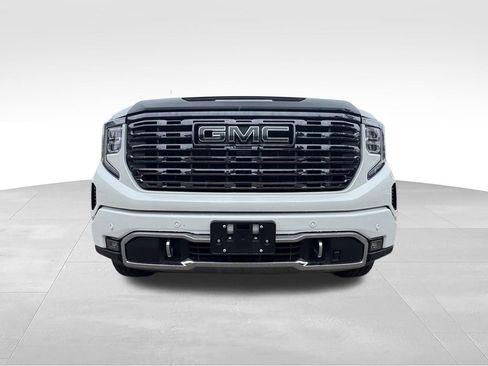 Used 2025 GMC Sierra 1500 Denali Ultimate AWD/4WD image 4