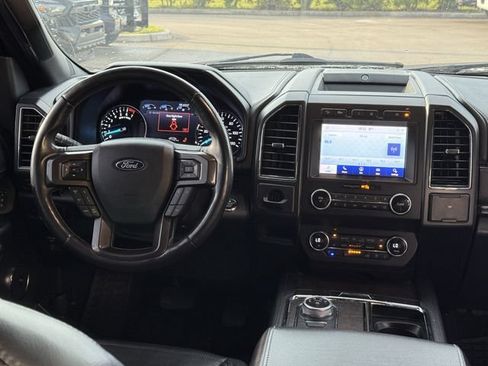 Used 2021 Ford Expedition Max Limited AWD/4WD image 19