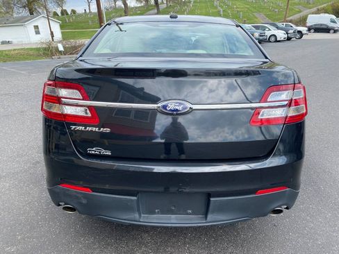 Used 2015 Ford Taurus SE FWD image 4