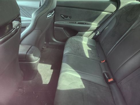 Used 2022 Hyundai Elantra N FWD image 11