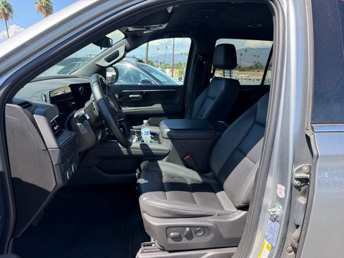 Used 2025 Chevrolet Tahoe LT AWD/4WD image 5