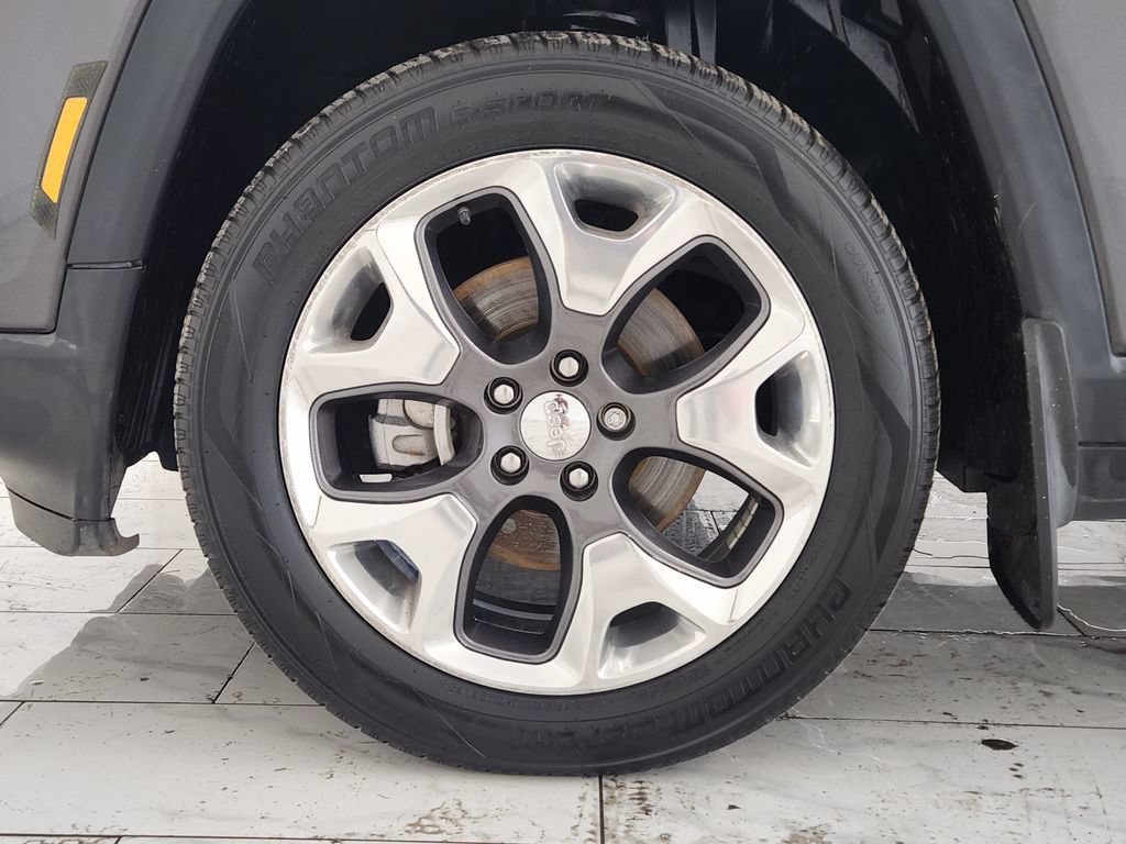 Used 2020 Jeep Compass Limited FWD image 10