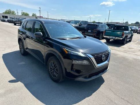 Used 2023 Nissan Rogue S FWD image 23