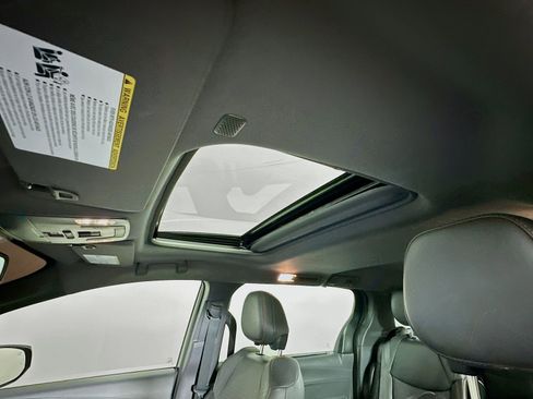 Certified 2023 Toyota Sienna XSE AWD/4WD image 22