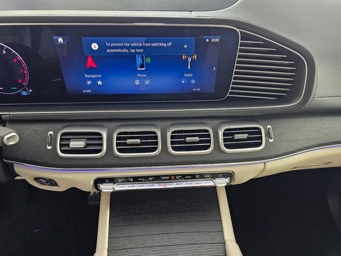 New 2026 Mercedes-Benz GLS 450 4MATIC image 15