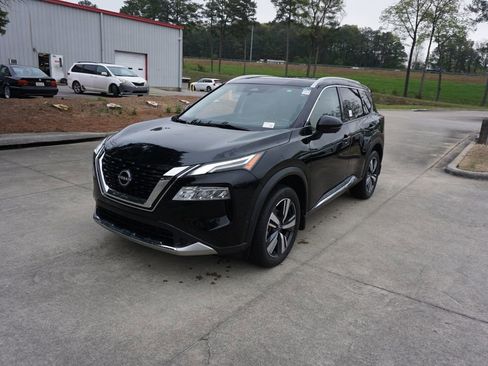 Used 2023 Nissan Rogue Platinum image 24