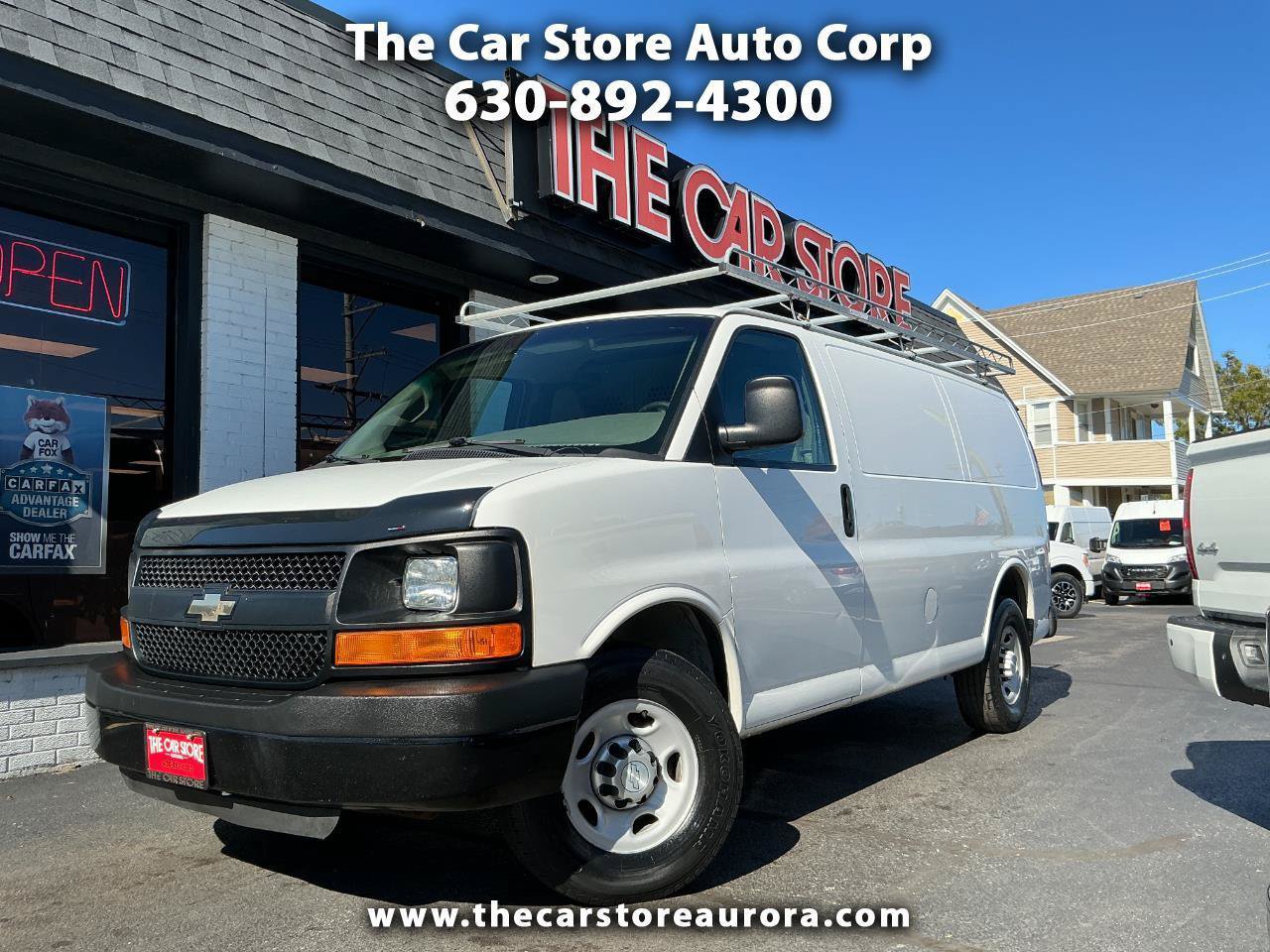 Used 2016 Chevrolet Express 2500 RWD image 1