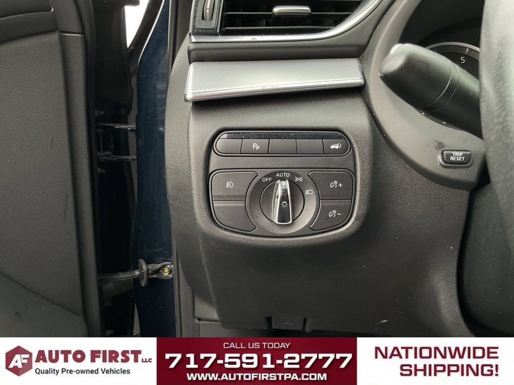 Used 2020 INFINITI QX50 Luxe AWD/4WD image 21