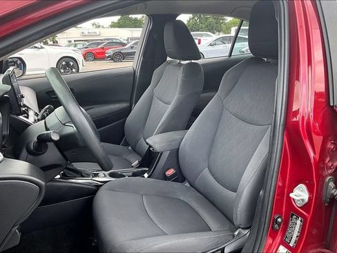 Used 2022 Toyota Corolla LE FWD image 17