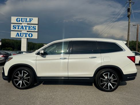 Used 2021 Honda Pilot Elite image 1