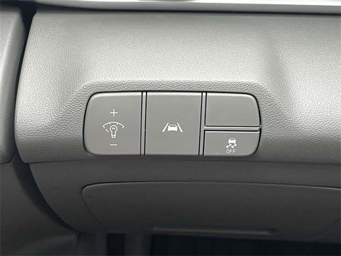 Certified 2023 Hyundai Elantra SEL w/ Convenience Package image 29