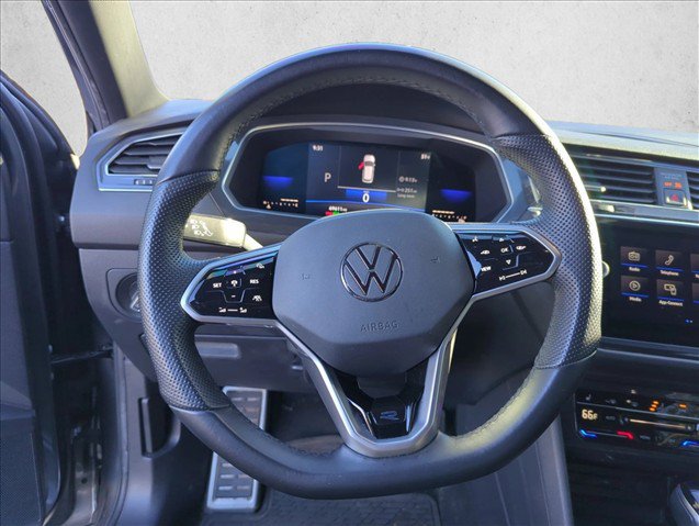Used 2022 Volkswagen Tiguan SE R-Line FWD image 20