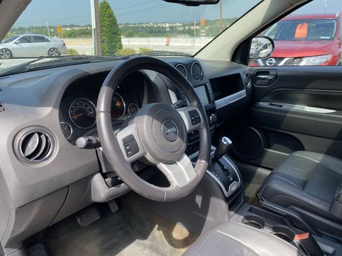 Used 2016 Jeep Compass High Altitude AWD/4WD image 11