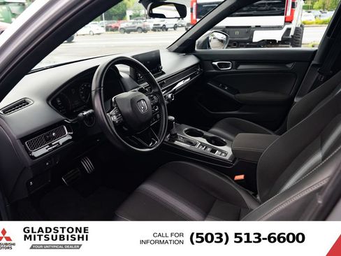 Used 2025 Honda Civic Sport image 21