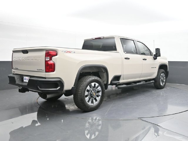 New 2026 Chevrolet Silverado 2500 Custom w/ Custom Value Package AWD/4WD image 10