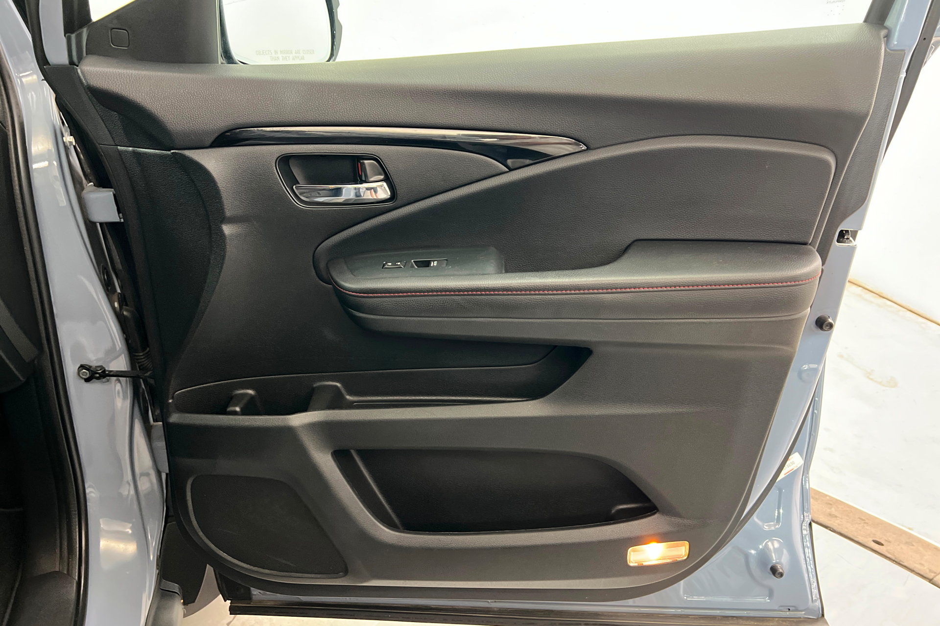 Used 2023 Honda Ridgeline Black Edition image 23