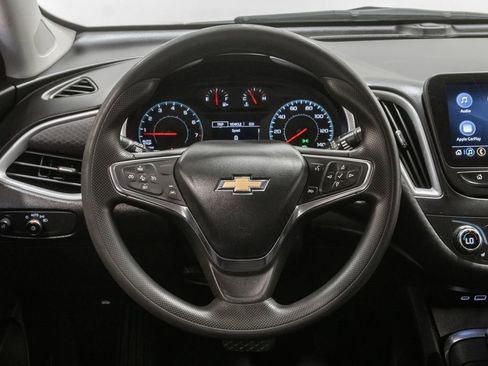 Used 2023 Chevrolet Malibu LT FWD image 12