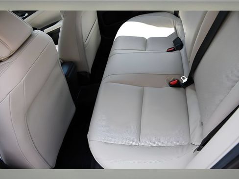 Used 2022 Honda Insight Touring image 16