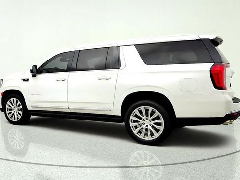 Used 2023 GMC Yukon XL Denali AWD/4WD image 7