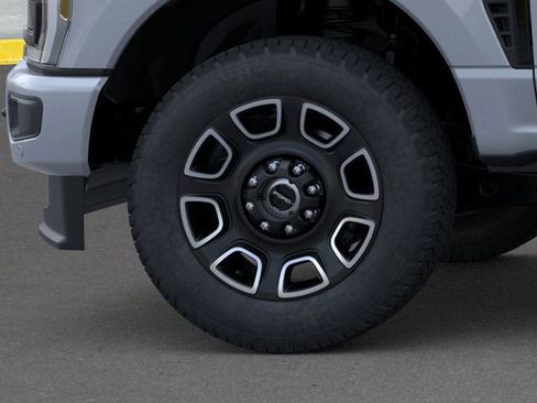 New 2026 Ford F250 Platinum image 38