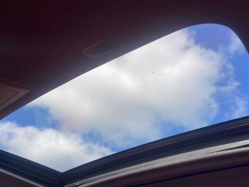 Used 2025 Lexus IS 350 F Sport w/ Navigation Package image 21