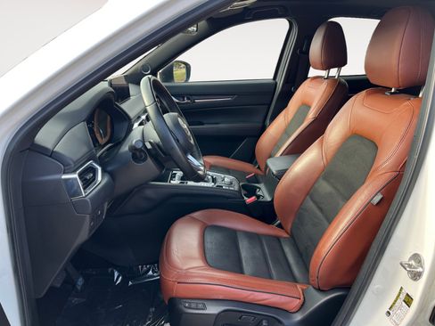 Used 2024 MAZDA CX-5 Carbon Edition image 9