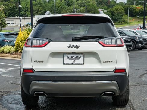 Used 2019 Jeep Cherokee Limited AWD/4WD image 5