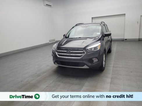 Used 2018 Ford Escape SE image 1