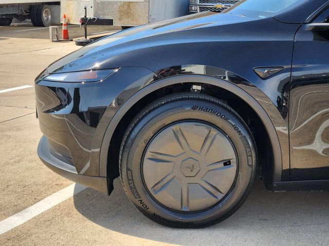 Used 2026 Tesla Model Y 2WD image 14