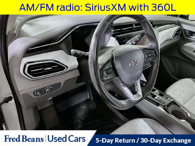 Used 2022 Chevrolet Bolt EUV Premier w/ Sun & Sound Package FWD image 12