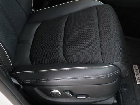 Used 2023 Genesis GV70 2.5T w/ Sport Prestige Package AWD/4WD image 28