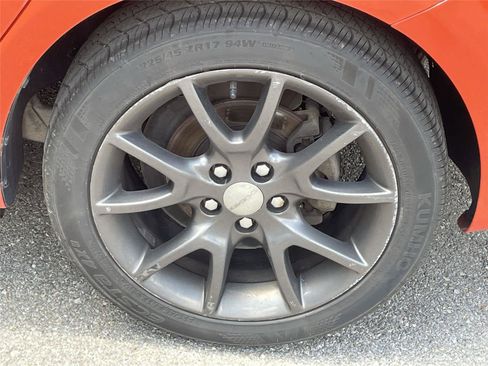 Used 2015 Dodge Dart SXT w/ Rallye Appearance Group FWD image 8