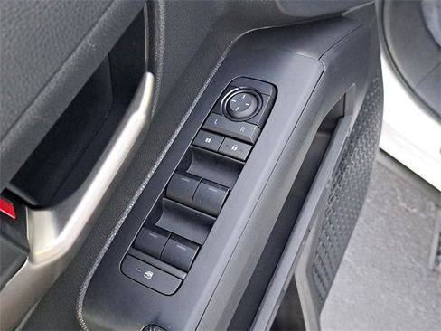 Used 2025 Toyota Tacoma TRD Sport image 21