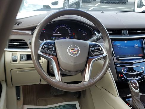 Used 2014 Cadillac XTS Luxury w/ Driver Awareness Package image 8