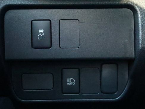 Used 2022 Toyota Tacoma SR image 23