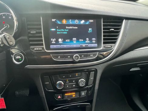 Used 2019 Buick Encore Sport Touring image 17