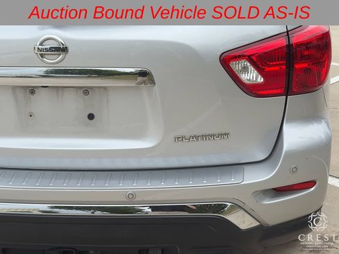 Used 2018 Nissan Pathfinder Platinum FWD image 8