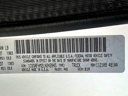 Used 2020 RAM 1500 Limited image 31