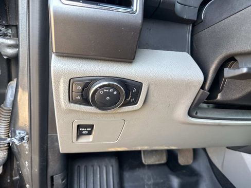 Used 2020 Ford F150 XLT image 26