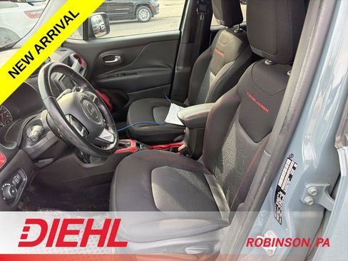 Certified 2016 Jeep Renegade Trailhawk AWD/4WD image 11