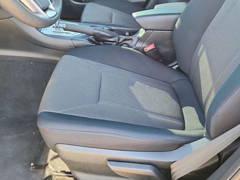 Used 2023 Subaru Crosstrek 2.0i image 10