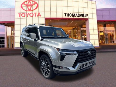 Used 2026 Lexus GX 550 w/ Accessory Package (2T) AWD/4WD image 3