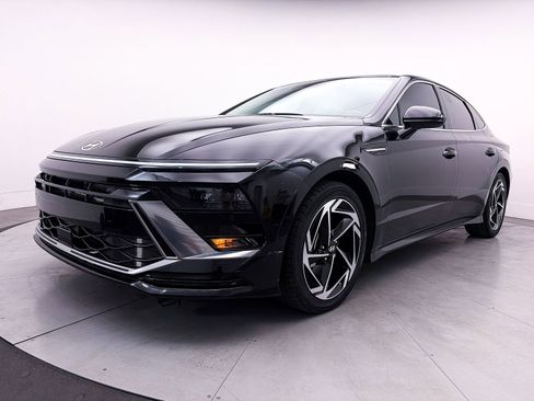 Used 2024 Hyundai Sonata SEL w/ Convenience Package image 13